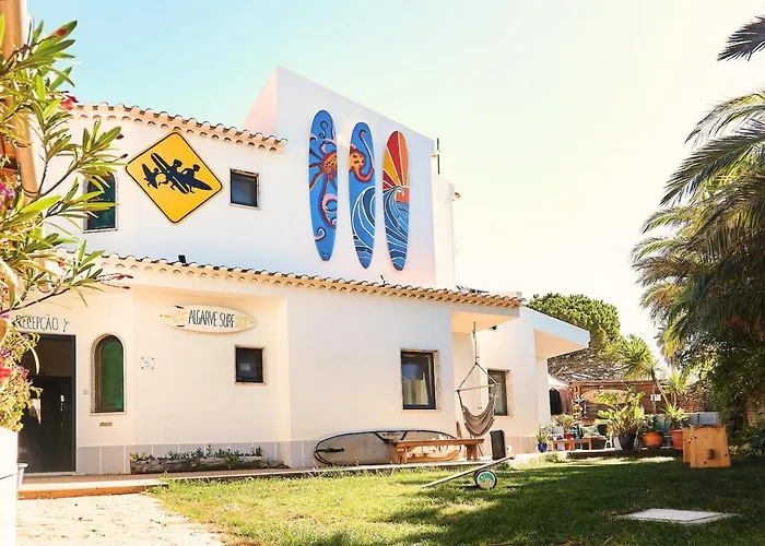 Hotel nahe College: Algarve Surf Camp & Hostel Sagres
