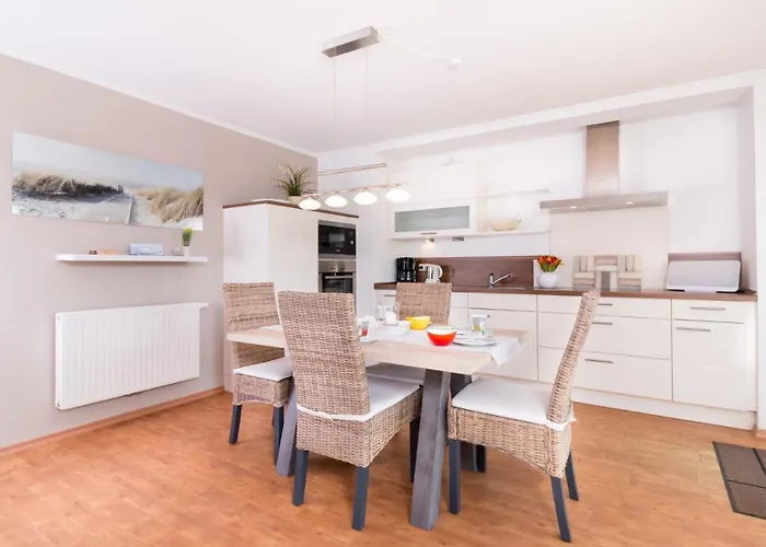 M5 Bungalow - Apartmenthaus Marienburger Str 4 - FERIENDOMIZIL HOLLICH
