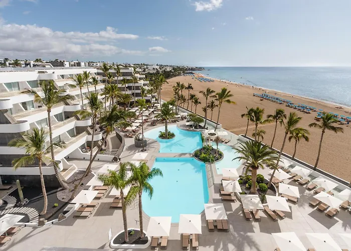 Plus Fariones Suite Hotel