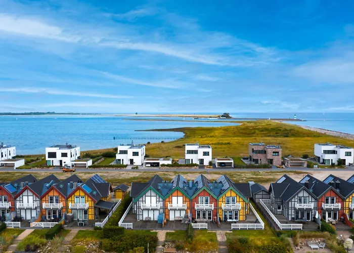 Villa King Erste Lage, Dachterrasse, Meerblick, Carport, Kamin, Sauna, Terrasse, Aussenrolllaeden