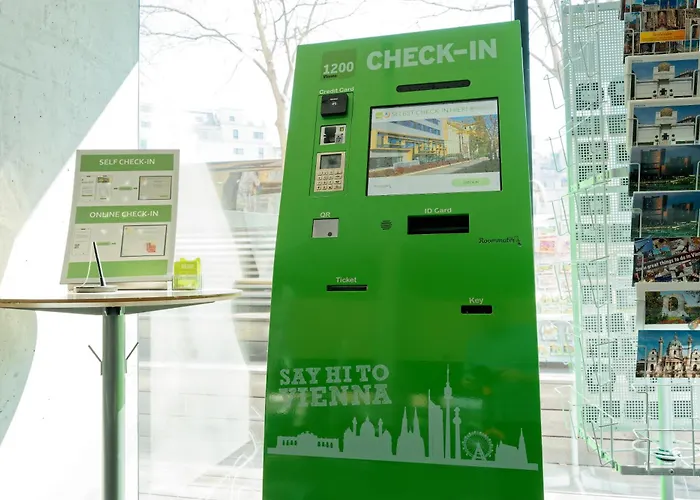 Hotel nahe College: Brigittenau Youth Palace