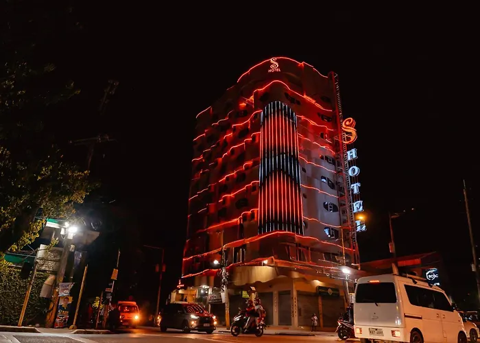 S Hotel & Residences