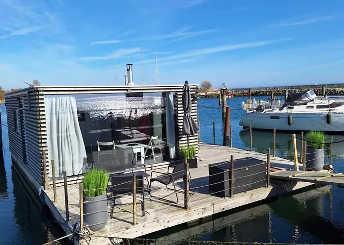 Houseboat Of Grimm