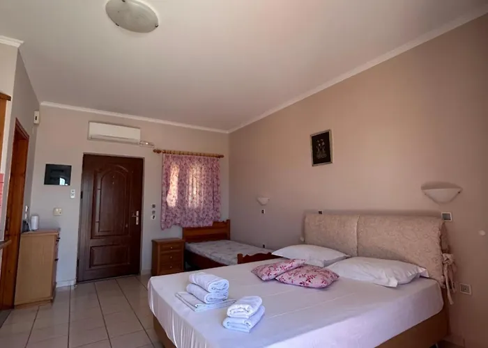 Dimitra Rooms
