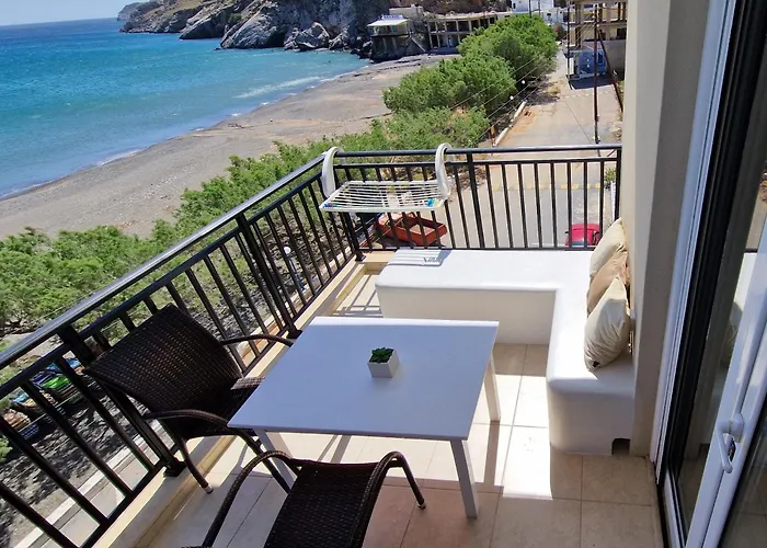 Edelweiss Rent Rooms-Rent A Car