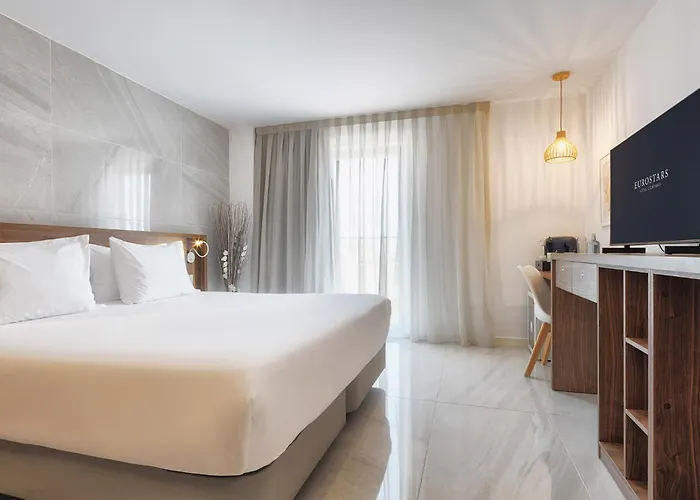 Hotel mit Aussicht: Eurostars Puerto De Ibiza