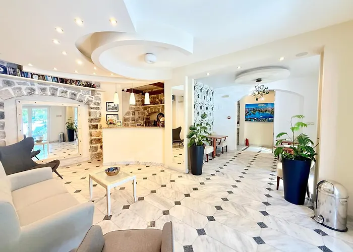 3-Sterne-Hotel: Villa Perla Di Mare Budva