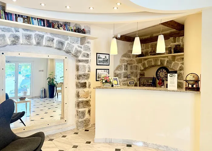 3-Sterne-Hotel: Villa Perla Di Mare Budva