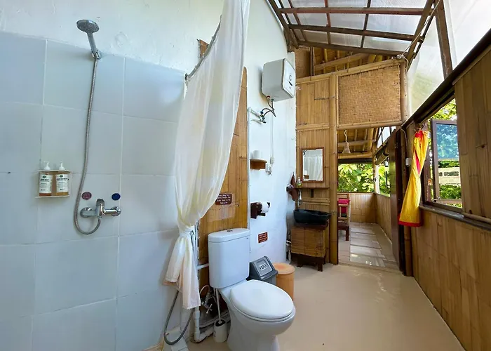Serenity Eco Guesthouse And Yoga- Chse Certified