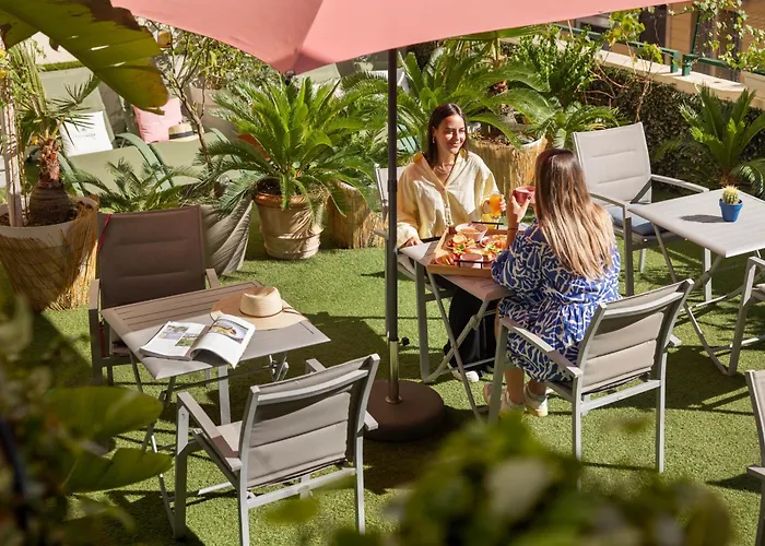 3-Sterne-Hotel: Hotel Locarno Nice