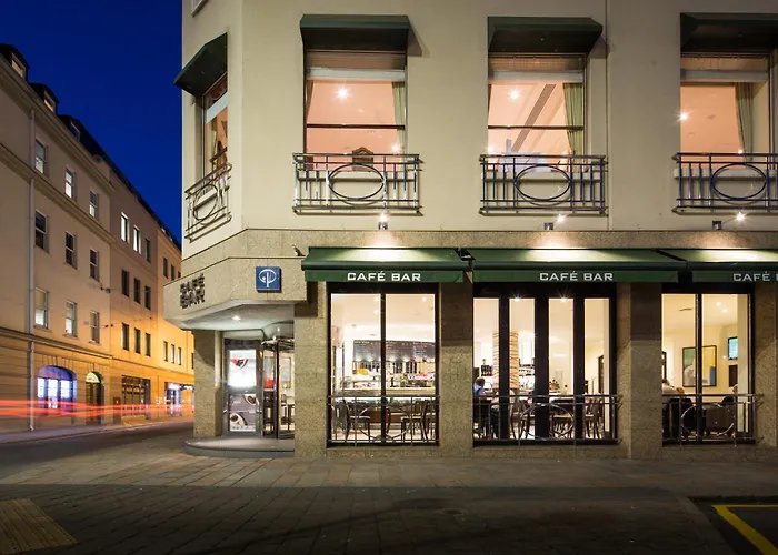 Hotel: Pomme d'Or Hotel