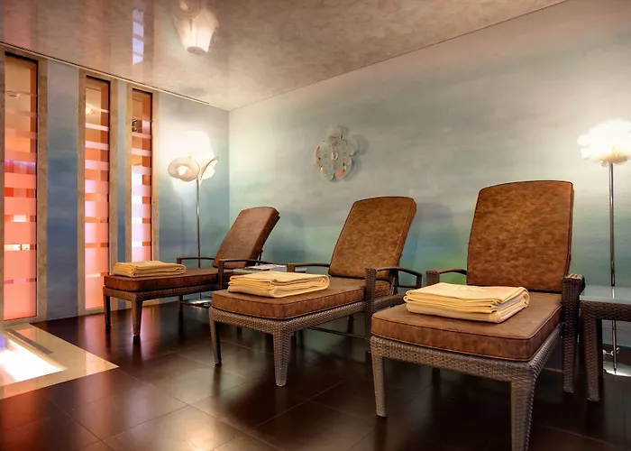 Hotel mit Pool: Hotel Eden Roc - The Leading Hotels Of The World