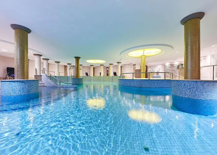 Hotel: Dorint Strandresort&Spa Ostseebad Wustrow