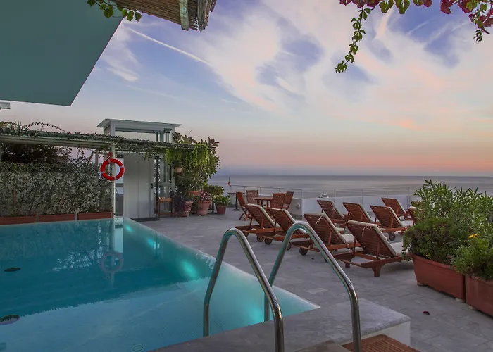 4-Sterne-Hotel: Hotel Marina Riviera