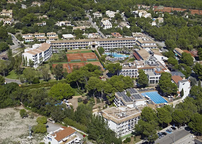 Familienhotel: Fergus Club Font De Sa Cala Beach