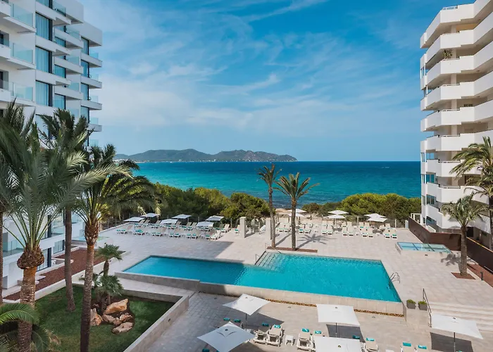 Hotel: Iberostar Waves Cala Millor - Adults Only
