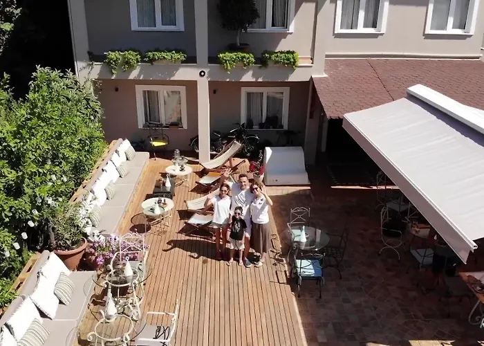 A&B Home