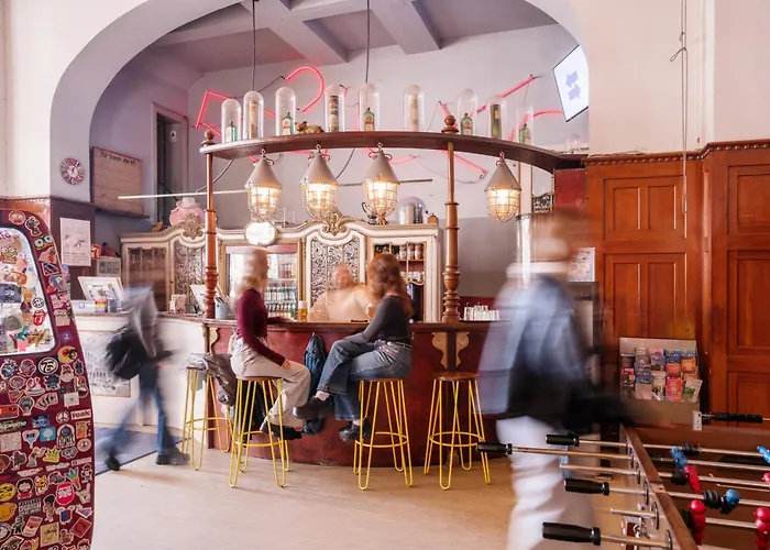 Three Little Pigs Hostel - Your Berlin Castle