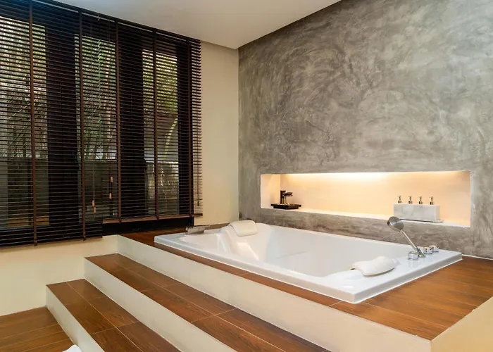 Golf Hotel: The Anda Mani Khaolak Beachfront Villas - Adult Only