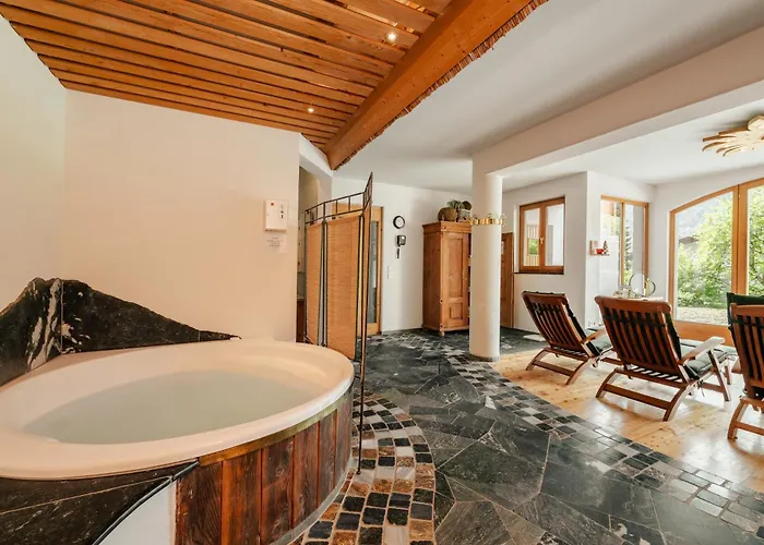 Ferienhof Obergasser und Bergblick