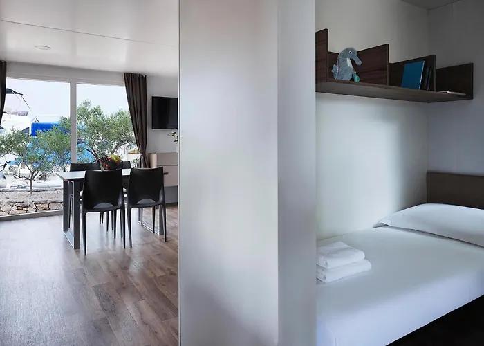 Hotel mit Tennis: Amadria Park Camping Sibenik Mobile Homes