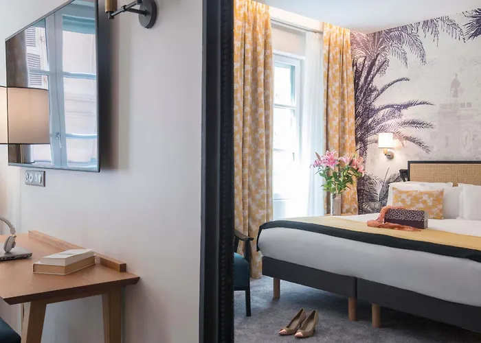 Mercure Nice Marche Aux Fleurs