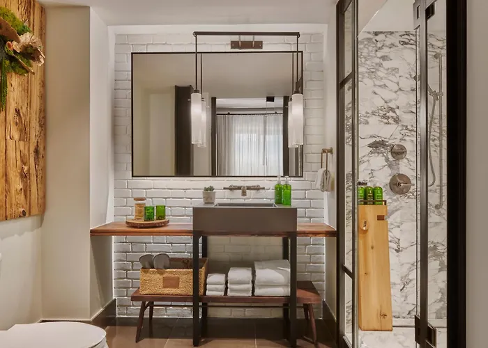 1 Hotel Central Park