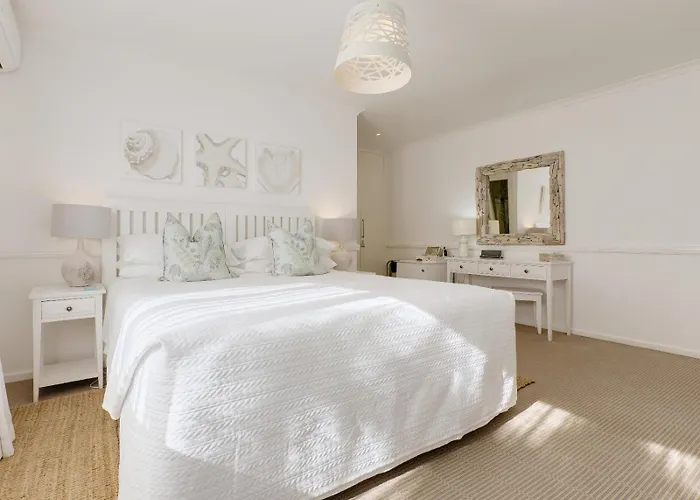 Amanzi Island Boutique Hotel