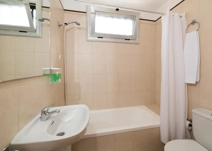 Apartamentos Charco Del Conde