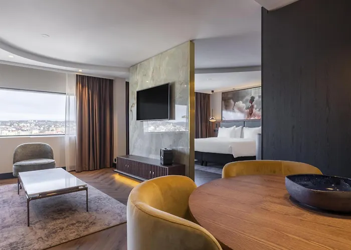 Radisson Blu Scandinavia , Oslo