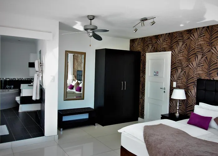 Diamond House Guesthouse