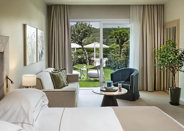 L'Ea Bianca Luxury Resort