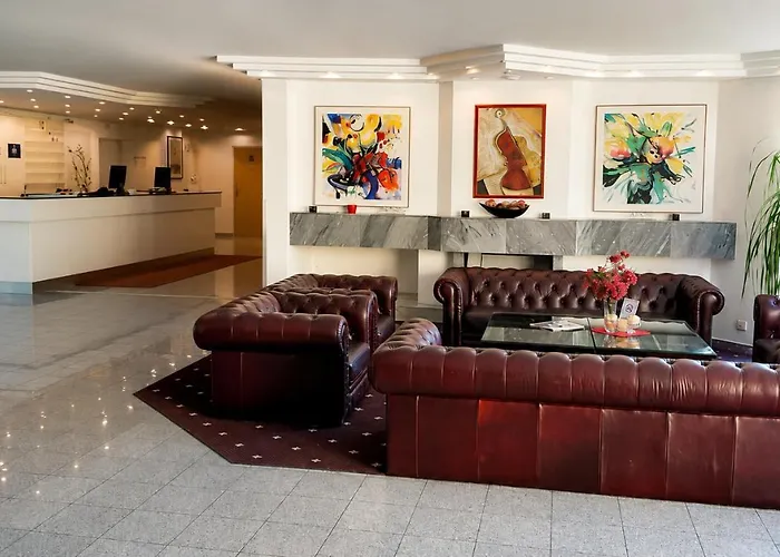 3-Sterne-Hotel: Lenas West Hotel