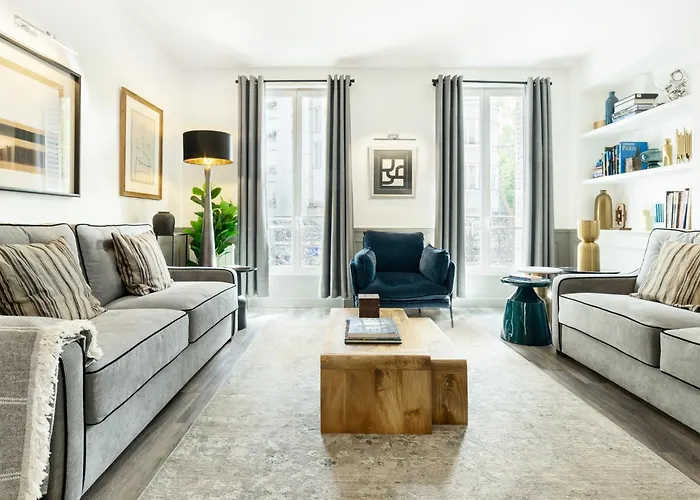 Ferienwohnungen Livinparis - Luxury 3 & 4 Bedrooms Montmartre I