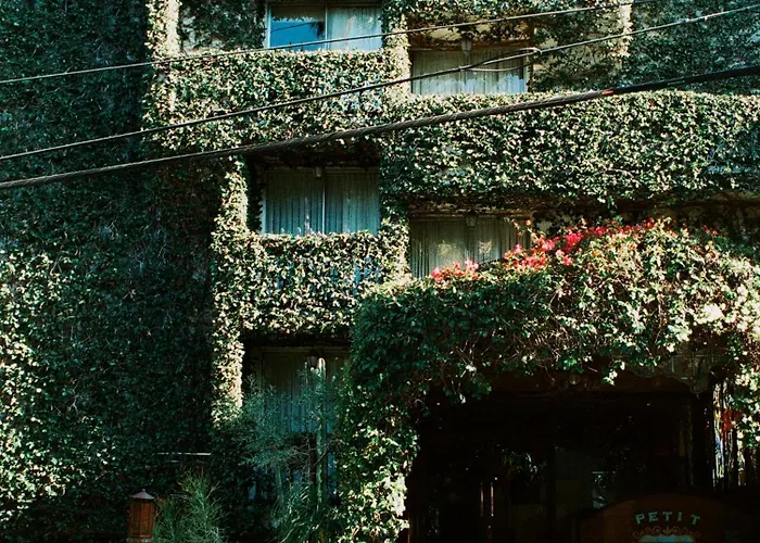 Petit Ermitage