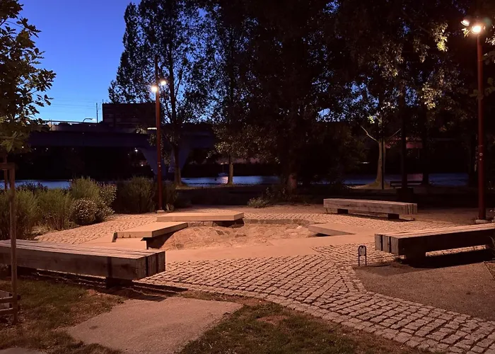 Hostel Seven