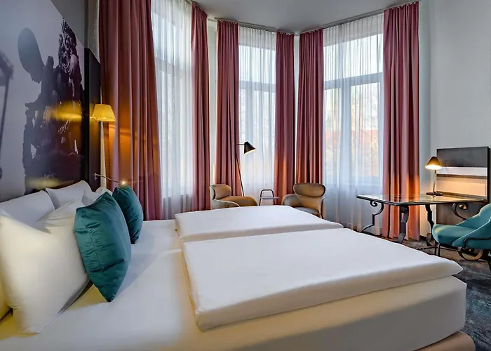 Mercure City