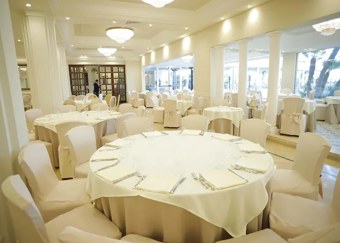 Hellenia Yachting Hotel&SPA