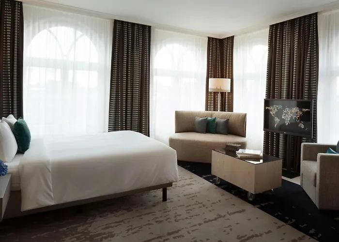 5 Sterne Hotels Renaissance Hamburg