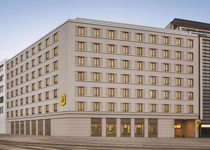 Super 8 By Wyndham Chemnitz