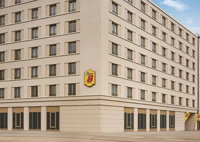 Super 8 By Wyndham Chemnitz