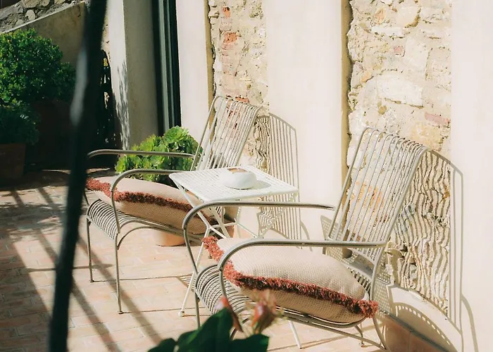 La Bionda - Adults Only
