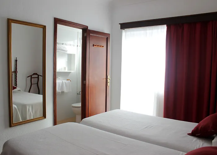 Hostal Cas Bombu