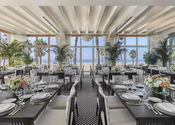 Casa Del Mar