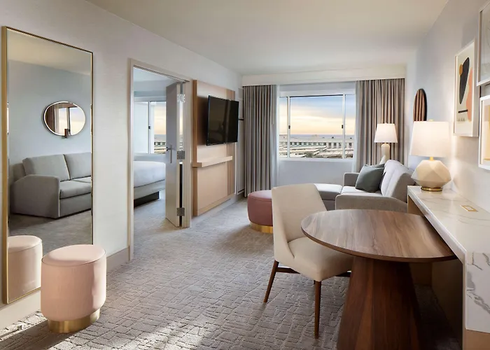 Hilton Santa Monica