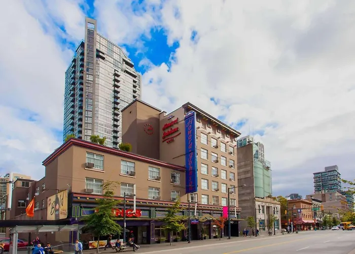 Hotel nahe Flughafen: Howard Johnson By Wyndham Vancouver Downtown