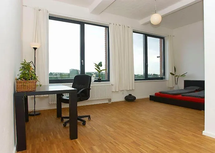 Spacious Studio Friedrichshain
