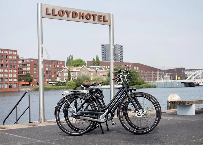 3-Sterne-Hotel: Lloyd Hotel